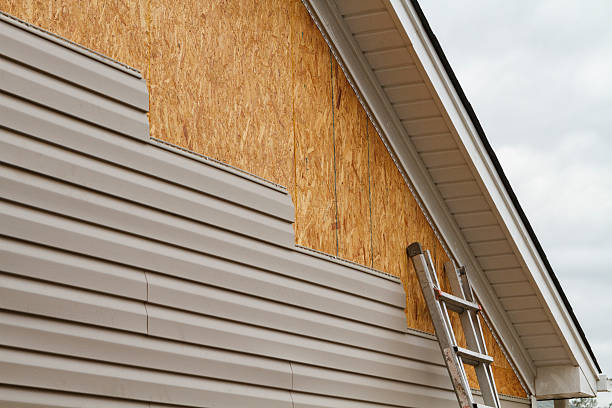 24/7 Emergency Fiber Cement Siding experts in Four Oaks, NC